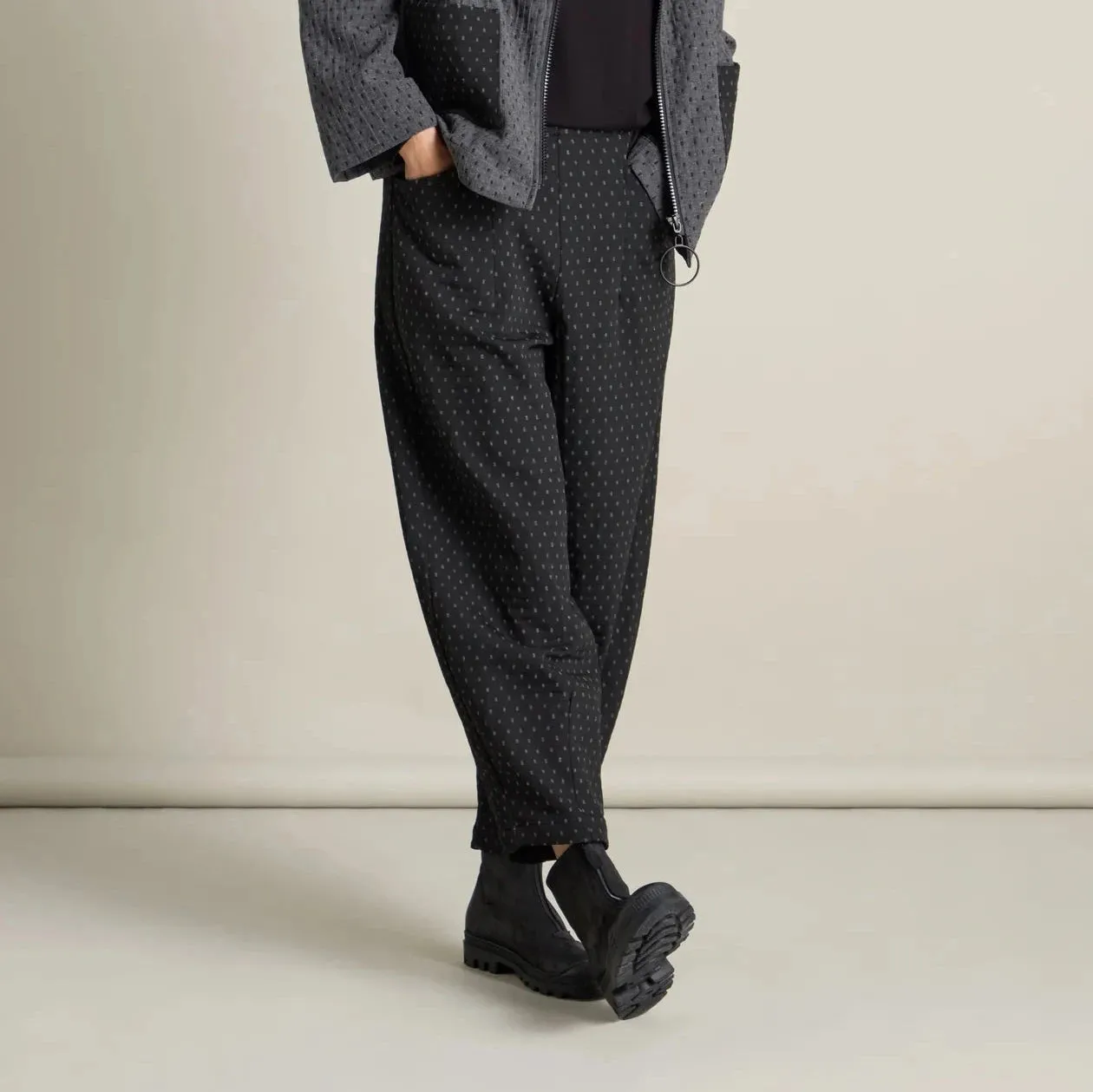 Square Double Faced Jacquard Bubble Trousers - Black / Grey